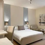 Shangri La Mansion