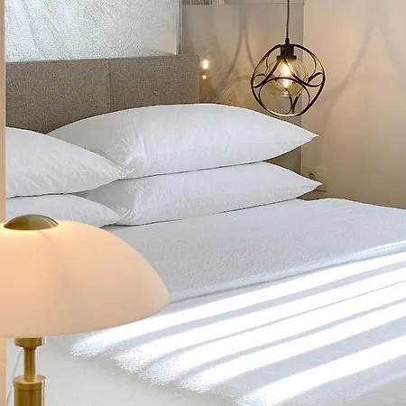 Affittacamere Shangri La Mansion 3*