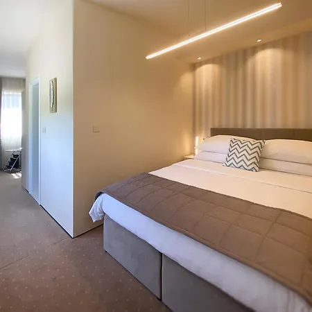 Shangri La Mansion Affittacamere