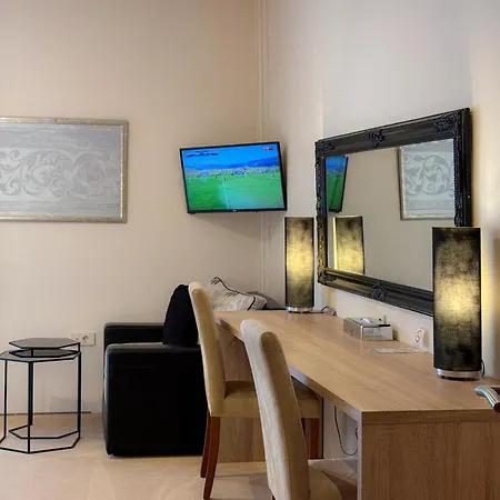 Affittacamere Shangri La Mansion 3*