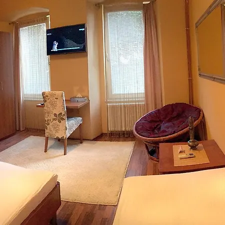 Guest house Shangri La Mansion