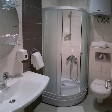 Shangri La Mansion 3* מוסטר