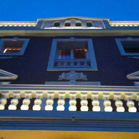 Shangri La Mansion 3*