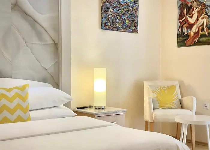 香格里拉大厦酒店 3* 莫斯塔尔