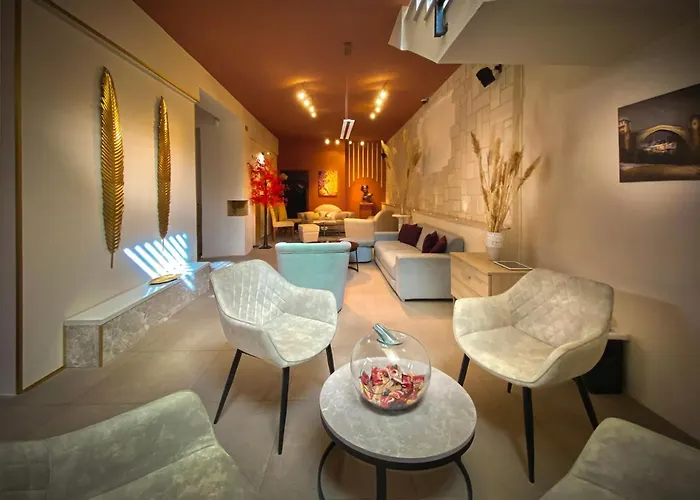 香格里拉大厦酒店 3* 莫斯塔尔