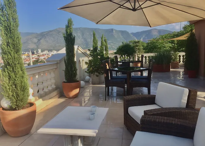 香格里拉大厦酒店 3*